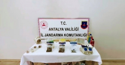 EVİNDE ÜRETTİ, SATAMADAN YAKALANDI