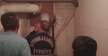 AK PARTİ’DE KEDİ OPERASYONU