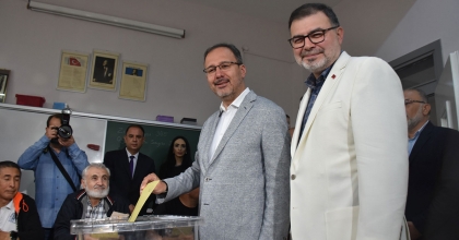 BAKAN KASAPOĞLU OYUNU KULLANDI  