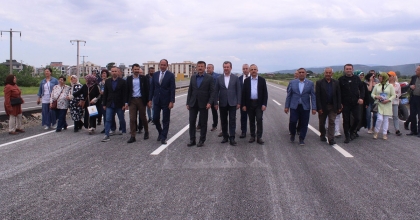 BERGAMA ÇEVREYOLU TRAFİĞE AÇILDI