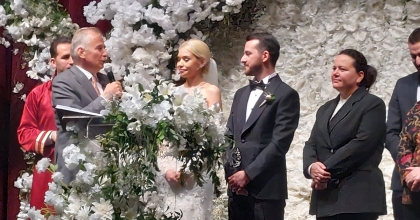 İŞ DÜNYASINI BULUŞTURAN NİKÂH