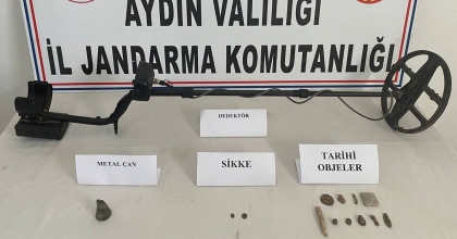 JANDARMA'DAN İZİNSİZ KAZI YAPAN ŞÜPHELİLERE SUÇÜSTÜ