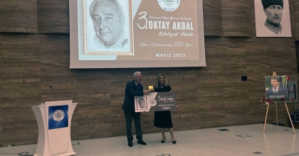 OKTAY AKBAL EDEBİYAT ÖDÜLLERİ VERİLDİ  