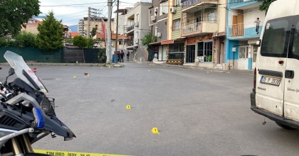 SİLAHLI VE BIÇAKLI KAVGADA 13 YAŞINDAKİ ÇOCUK ÖLDÜ  