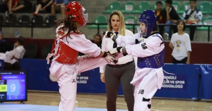 TAEKWONDONUN YILDIZLARI DENİZLİ’DE BULUŞTU