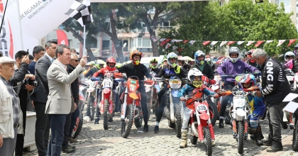 TÜRKİYE ENDURO VE ATV ŞAMPİYONASI BERGAMA'DA START ALDI  