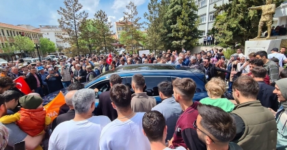 YERLİ VE MİLLİ OTOMOBİL TOGG EMET'TE  