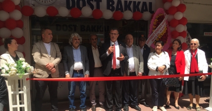 ALAŞEHİR'DE İHTİYAÇ SAHİPLERİ İÇİN DOST BAKKAL AÇILDI