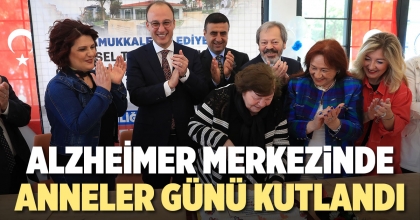  ALZHEİMER MERKEZİNDE ANNELER GÜNÜ KUTLANDI