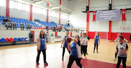 BALÇOVA’DA KALPLERİ ISITAN TURNUVA  