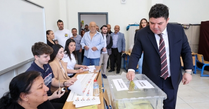 BAŞKAN KILIÇEŞİYLE BERABER OY KULLANDI