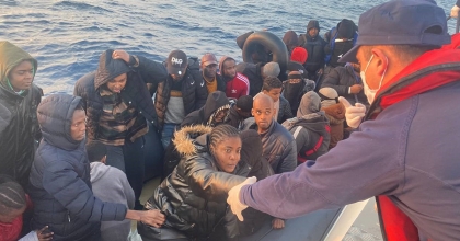 YUNANİSTAN’IN GERİ İTTİĞİ GÖÇMENLER KURTARILDI