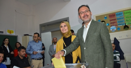 BAKAN KASAPOĞLU OYUNU KULLANDI