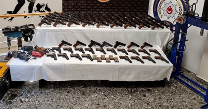 KURU SIKIDAN TABANCA YAPAN ŞEBEKE ÇÖKERTİLDİ