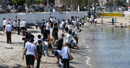 SAHİL BANDI TEMİZLENİYOR