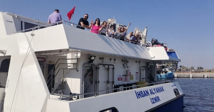 İZMİR-MİDİLLİ SEFERLERİNDE YÜZDE 50 İNDİRİM