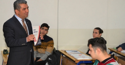 MİLLİ EĞİTİM’DEN ÖĞRENCİLERE 298 BİN KAYNAK KİTAP