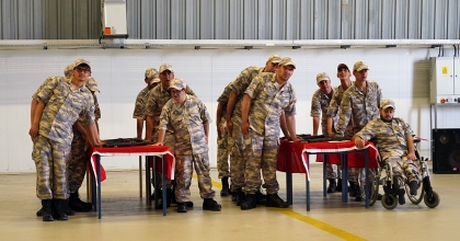 ÖZEL BİREYLERİN ASKERLİK SEVİNCİ  