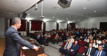 2. PDR GÜNÜNÜN KONUSU DEPREM SONRASI TRAVMA SÜRECİNE MÜDAHALE