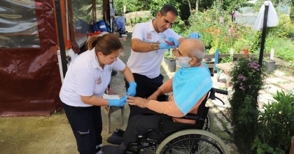 YAŞLILARIN BAYRAM BAKIMI BÜYÜKŞEHİR’DEN   