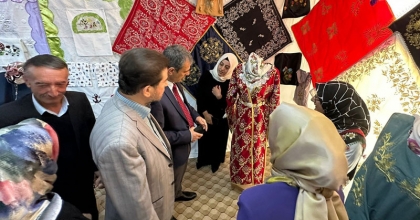 EMET’TE BİÇKİ DİKİŞ KURSU YILSONU SERGİSİ   