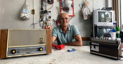 50 YILLIK RADYO TAMİRCİSİ TEKNOLOJİYE YENİK DÜŞTÜ