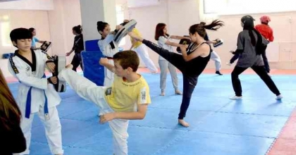 ÜCRETSİZ YAZ KURSLARININ BAŞVURULARI BAŞLADI