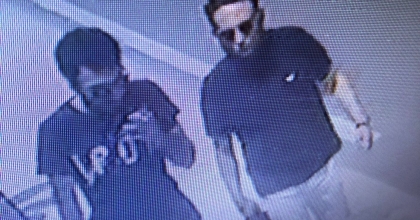 SAHTE DÖVİZLERİ BOZDURMAK İÇİN DÜKKAN DÜKKAN GEZDİLER