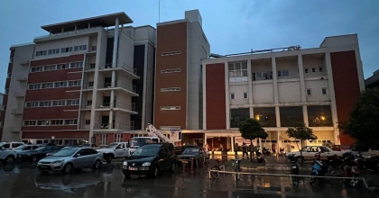 HASTANEYİ SU BASTI 62 HASTA TAHLİYE EDİLDİ