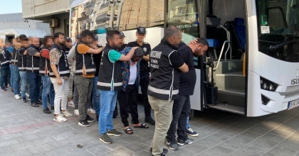 KARDEŞİNİN ÇETESİNİ DİRİ TUTMAK İSTERKEN TUTUKLANDI