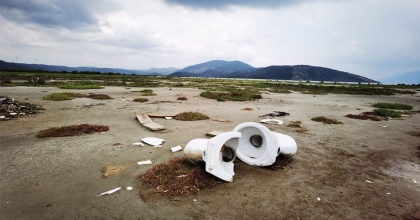 BAFA GÖLÜ VE ÇEVRESİ ÇÖPLÜK OLDU  