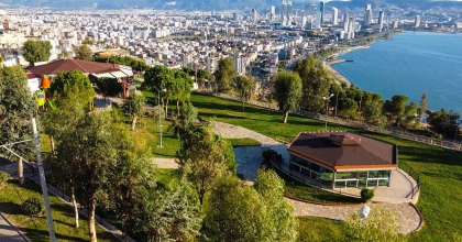 BAYRAKLI'NIN SOSYAL TESİSLERİ MİSAFİRLERİNİ BEKLİYOR   