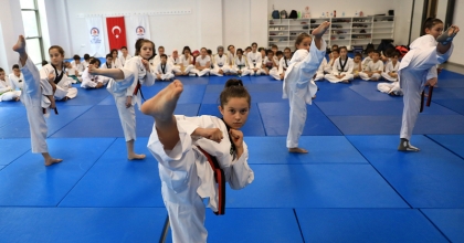 BÜYÜKŞEHİR YAZ SPOR OKULLARINDA KAYITLAR BAŞLIYOR