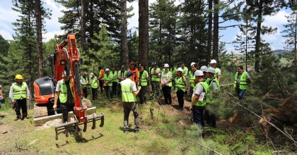 DENİZLİ'NİN YENİ ORMANLARI KURULUYOR 
