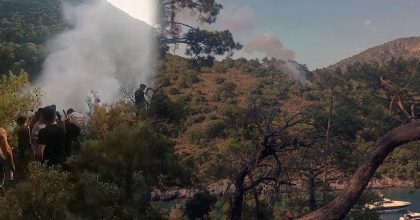 FETHİYE'DE ORMAN YANGINI