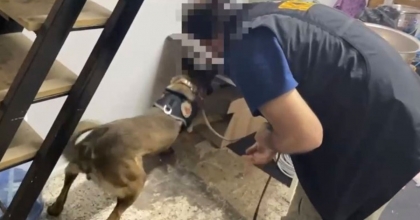 İZMİR POLİSİ ZEHİR TACİRLERİNE GÖZ AÇTIRMADI: 2 TUTUKLAMA  