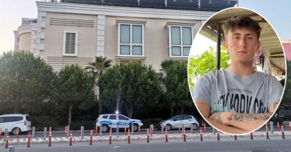 MAVİBAHÇE'DE KAVGADA BIÇAKLANAN 17 YAŞINDAKİ GENÇ HAYATINI KAYBETTİ