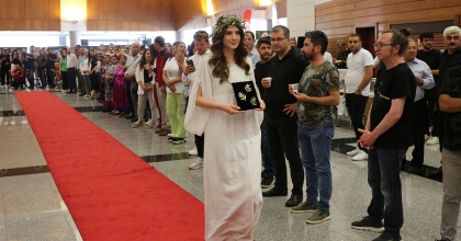 MUĞLA, ZEYTİNYAĞI ÜRETİMİNDE DÜNYA İLE REKABET EDECEK 