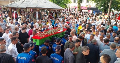 SÖKE BELEDİYE BAŞKANI TUNCEL GÖZYAŞLARIYLA SON YOLCULUĞUNA UĞURLANDI  