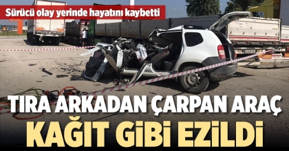 TIRA ARKADAN ÇARPAN ARAÇ KAĞIT GİBİ EZİLDİ 