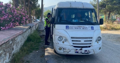 ÖĞRENCİLERE UYGULAMALI TRAFİK EĞİTİMİ