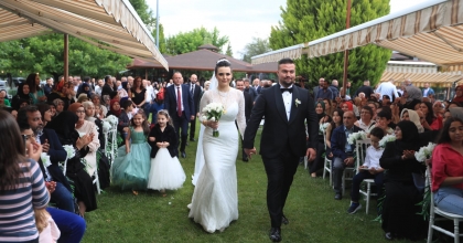 DEMİRKAN VE KARAKAYA AİLELERİNİN EN MUTLU GÜNÜ