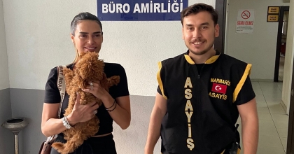 TATİLDEKİ TURİSTİN KAYIP KÖPEĞİNİ POLİS BULDU  