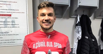 BAŞARILI FİLE BEKÇİSİ KULÜPLERİN RADARINDA