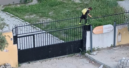 “STADIN KAPILARI NEDEN KAPALI?