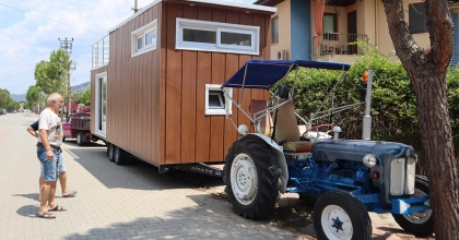 TRAKTÖRLE ALMANYA’YA GİDECEKLER