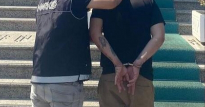 AVUSTURYA DOĞUMLU GENÇ UYUŞTURUCUYLA YAKALANDI