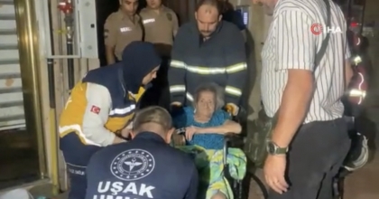 KORKUTAN YANGIN: 92 YAŞINDAKİ KADIN DUMANDAN ETKİLENDİ