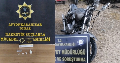 BASKINA GİDEN EKİPLER UYUŞTURUCU MADDE ELE GEÇİRDİ  