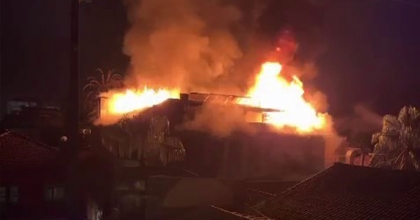 ANTALYA'DA BUTİK OTELDE YANGIN: 2 TURİST ÖLDÜ, 12 YARALI